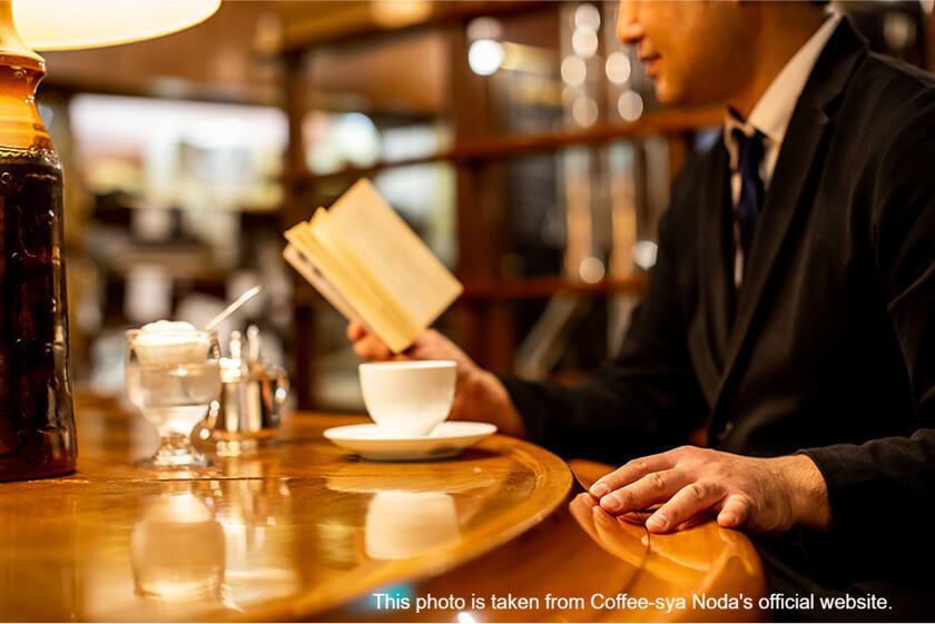 FUKUOKA Hakata Sightseeing Half Day Private Tour ~Castle ruins, Seaside tower, and Aromatic coffee~